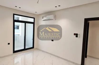 Apartment - 4 Bedrooms - 4 Bathrooms for sale in Al Bahair - Riffa - Southern Governorate
