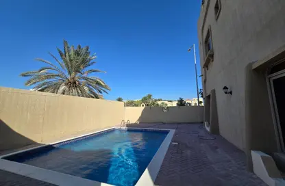 Villa - 4 Bedrooms - 5 Bathrooms for rent in Saar - Northern Governorate