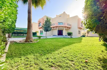 Villa - 4 Bedrooms - 4 Bathrooms for rent in Janabiya - Northern Governorate