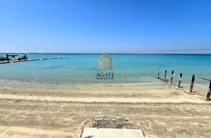 Villa - 4 Bedrooms - 5 Bathrooms for sale in Amwaj Avenue - Amwaj Islands - Muharraq Governorate