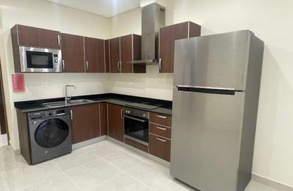 Apartment - 2 Bedrooms - 2 Bathrooms for rent in Al Burhama - Manama - Capital Governorate