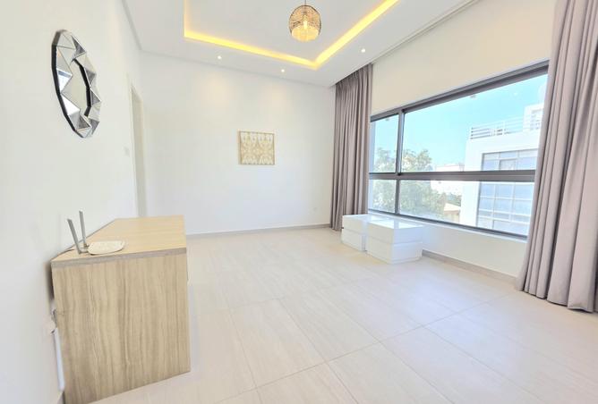 997318 - Property Image 3