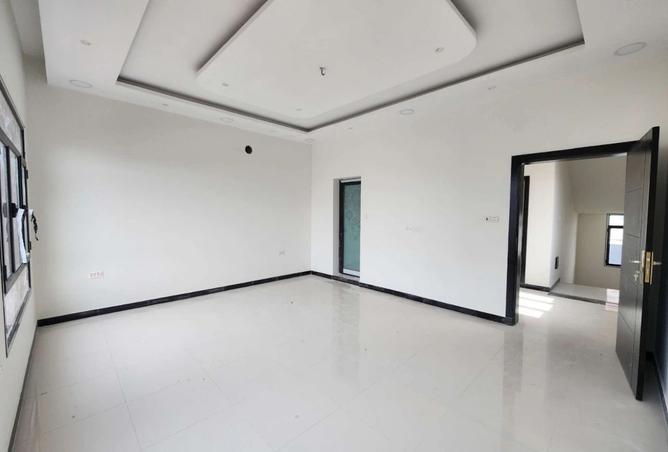 56672411 - Property Image 3