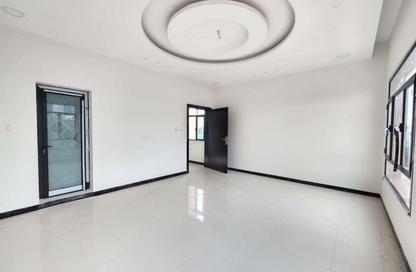 Villa - 4 - 5 for sale in Dumistan - Northern Governorate