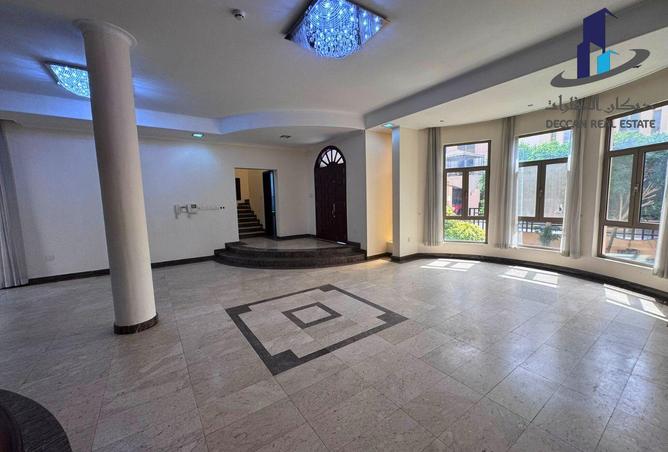 51958430 - Property Image 2