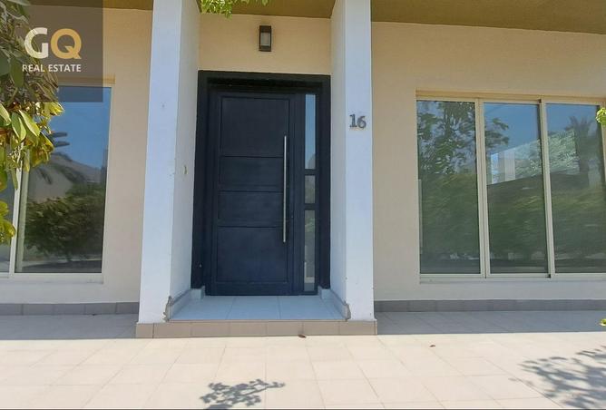 56181740 - Property Image 2