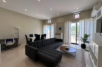 شقة - غرفة نوم - 2 حمامات للايجار في مدينة المرسى - أمواج - المحرق