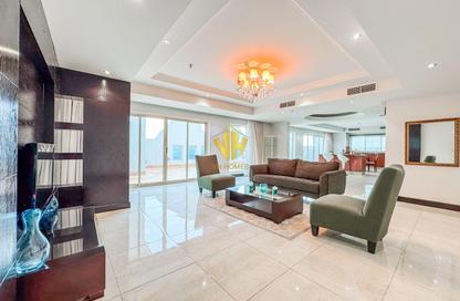 Penthouse - 1 Bedroom - 2 Bathrooms for rent in Zinj - Manama - Capital Governorate