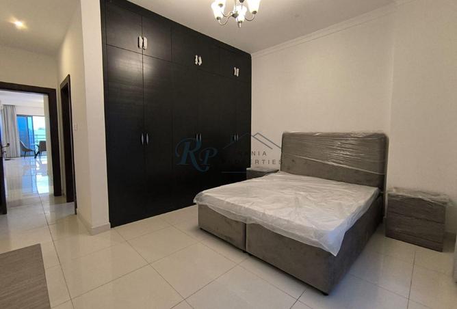 989378 - Property Image 3