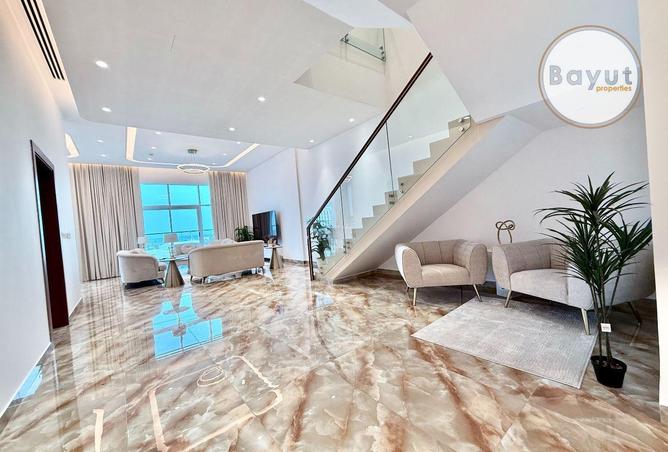 994588 - Property Image 2