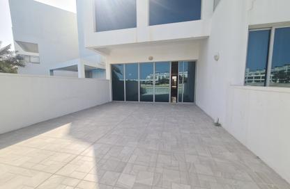 Villa - 3 Bedrooms - 3 Bathrooms for rent in Murjan - Amwaj Islands - Muharraq Governorate