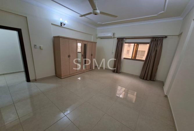 1002096 - Property Image 3