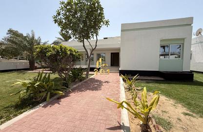 Villa - 3 Bedrooms - 3 Bathrooms for rent in Hamala - Northern Governorate