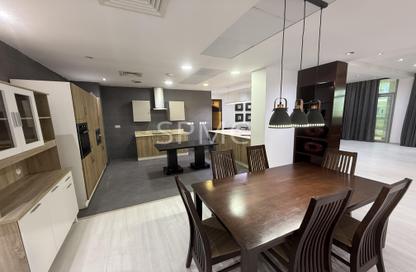Apartment - 3 Bedrooms - 3 Bathrooms for rent in Al Juffair - Capital Governorate