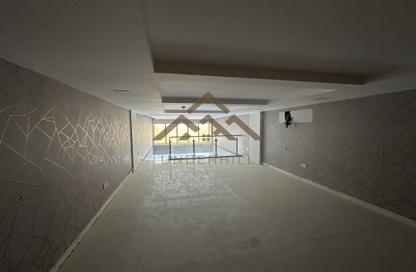 Shop - Studio - 1 Bathroom for rent in Galali - Muharraq Governorate