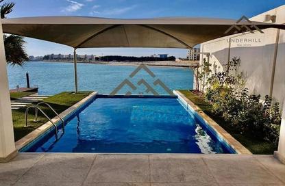 Villa - 4 Bedrooms - 5 Bathrooms for sale in Dilmunia Island - Muharraq Governorate