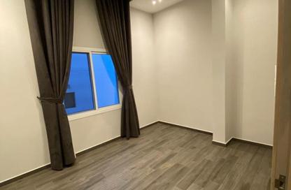 Apartment - 2 Bedrooms - 2 Bathrooms for rent in Tubli - Central Governorate