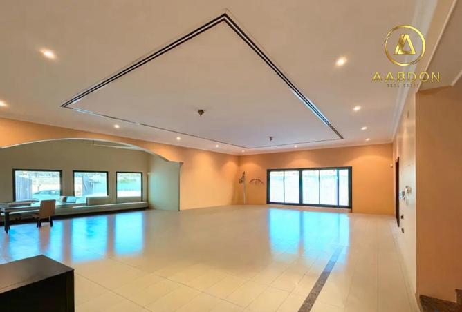 986934 - Property Image 2