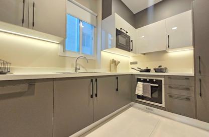 Apartment - 2 Bedrooms - 3 Bathrooms for rent in Al Juffair - Capital Governorate