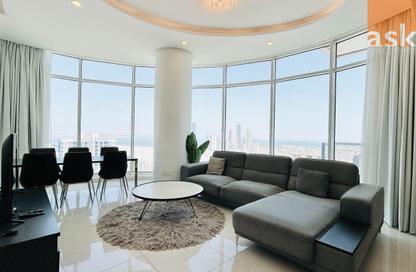 Apartment - 2 Bedrooms - 3 Bathrooms for rent in Al Juffair - Capital Governorate