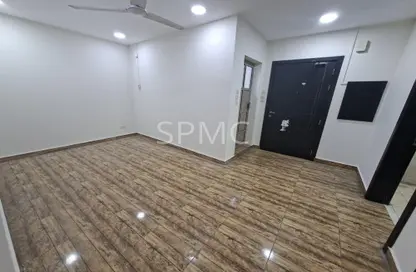 Apartment - 2 Bedrooms - 1 Bathroom for rent in Salmaniya - Manama - Capital Governorate