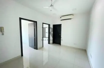 Office Space - Studio - 1 Bathroom for rent in Tubli - Central Governorate