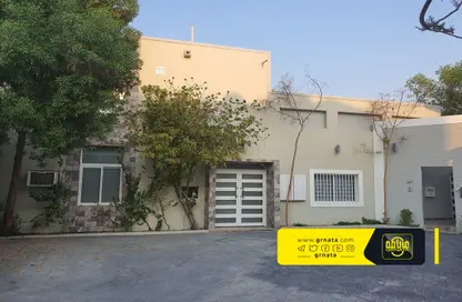 فيلا - 6 غرف نوم - 5 حمامات للبيع في مدينة عيسى - المحافظة الوسطى