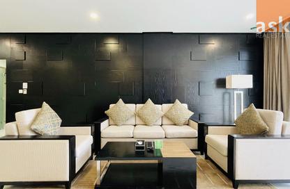 Apartment - 2 Bedrooms - 3 Bathrooms for rent in Al Juffair - Capital Governorate
