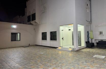 Villa - 4 Bedrooms - 6 Bathrooms for sale in Zayed Town - Northern Governorate