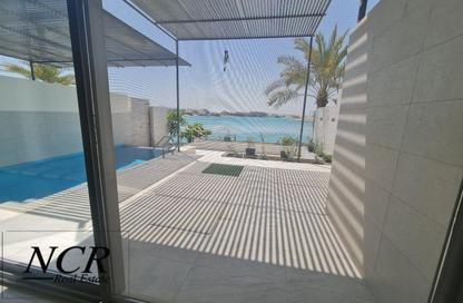 Villa - 5 Bedrooms - 5 Bathrooms for sale in Amwaj Avenue - Amwaj Islands - Muharraq Governorate