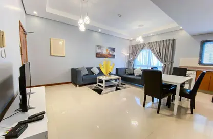 Apartment - 2 Bedrooms - 3 Bathrooms for rent in Zinj - Manama - Capital Governorate