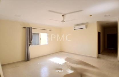 Apartment - 3 Bedrooms - 3 Bathrooms for rent in Hidd - Muharraq Governorate