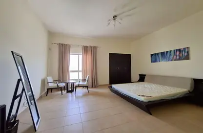 Apartment - 3 Bedrooms - 3 Bathrooms for rent in Maqabah - Northern Governorate