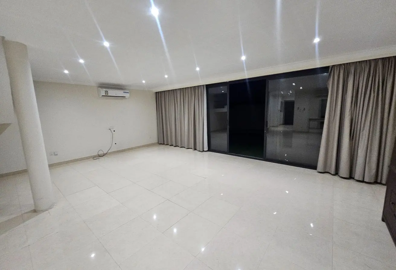57521249 - Property Main Image