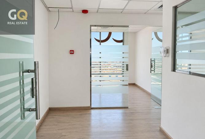 56921721 - Property Image 2