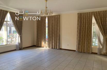 Villa - 4 - 4 for rent in Mahooz - Manama - Capital Governorate