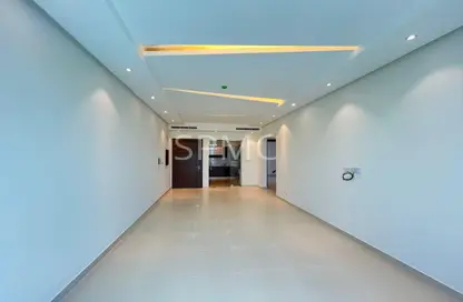 Apartment - 2 Bedrooms - 2 Bathrooms for rent in Al Burhama - Manama - Capital Governorate