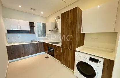 Apartment - 2 Bedrooms - 2 Bathrooms for rent in Al Burhama - Manama - Capital Governorate