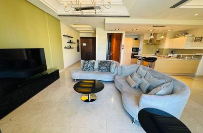 Apartment - 2 Bedrooms - 3 Bathrooms for rent in Reef Island - Capital Governorate