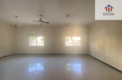 Compound - 3 - 3 for rent in Mahooz - Manama - Capital Governorate