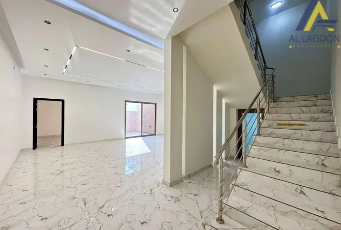 58203204 - Property Image 3