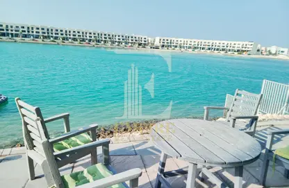 Villa - 4 Bedrooms - 6 Bathrooms for rent in Amwaj Avenue - Amwaj Islands - Muharraq Governorate