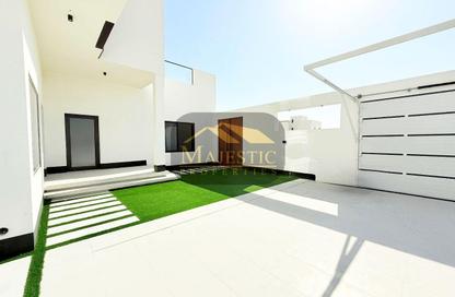 Villa - 3 Bedrooms - 6 Bathrooms for sale in Askar - Southern Governorate