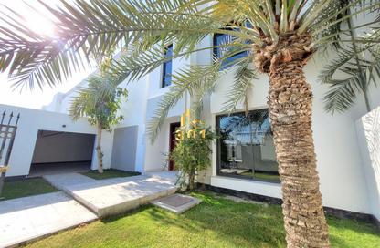 Villa - 4 Bedrooms - 5 Bathrooms for rent in Saar - Northern Governorate