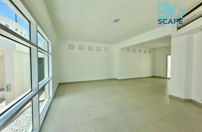 Whole Building - Studio - 4 Bathrooms for rent in Segaya - Manama - Capital Governorate