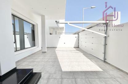 Villa - 3 Bedrooms - 5 Bathrooms for sale in Tubli - Central Governorate