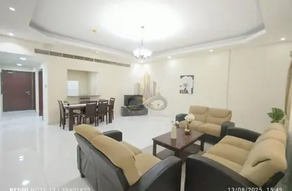 Apartment - 2 Bedrooms - 3 Bathrooms for rent in Al Burhama - Manama - Capital Governorate Apartment - 2 Bedrooms - 3 Bathrooms for rent in Al Burhama - Manama - Capital Governorate