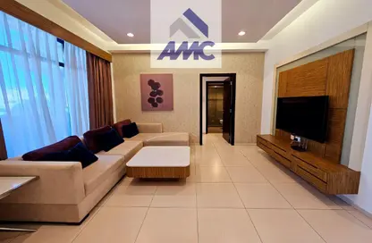 Apartment - 2 Bedrooms - 2 Bathrooms for rent in Al Juffair - Capital Governorate