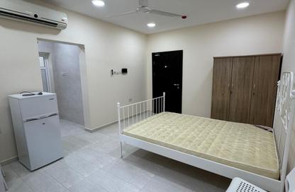 Apartment - Studio - 1 Bathroom for rent in Zinj - Manama - Capital Governorate Apartment - Studio - 1 Bathroom for rent in Zinj - Manama - Capital Governorate