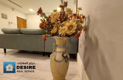 Apartment - 2 Bedrooms - 2 Bathrooms for rent in Mahooz - Manama - Capital Governorate